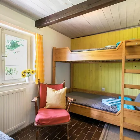 Kleiner Knopp Apartment *